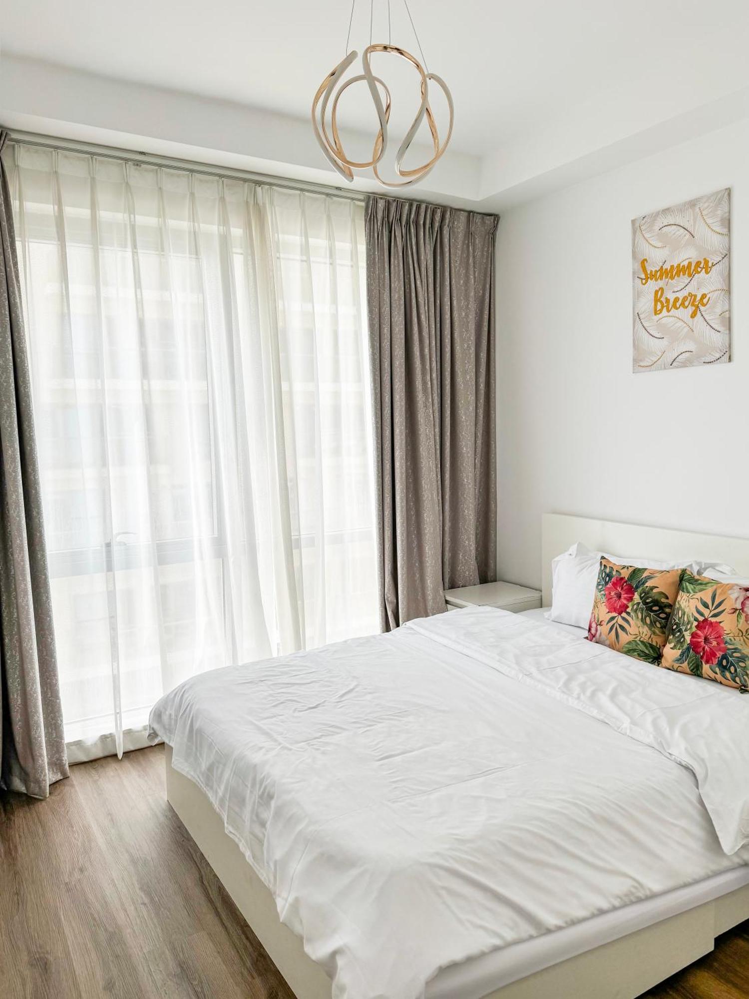 Pacific Al Marjan Island - Blue Collection Homes Apartment