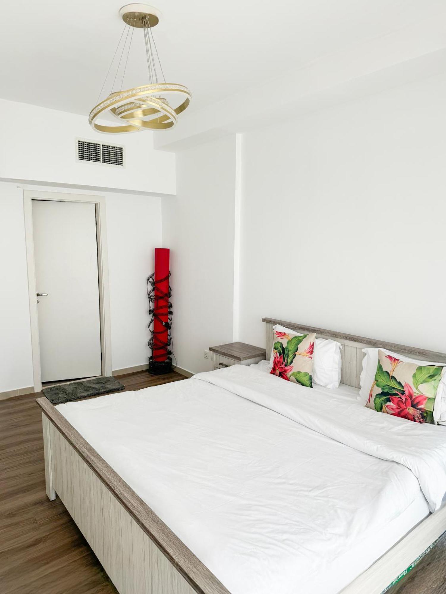 Pacific Al Marjan Island - Blue Collection Homes Apartment *