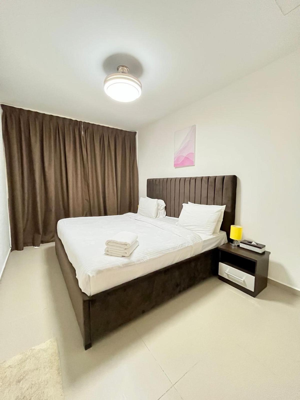 Pacific Al Marjan Island - Blue Collection Homes Apartment *